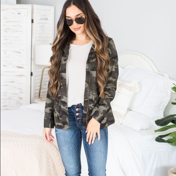 Love tree small cammo jacket - Picture 1 of 5